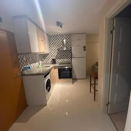 Lejlighed Kadikoey'de Esyali Istanbul