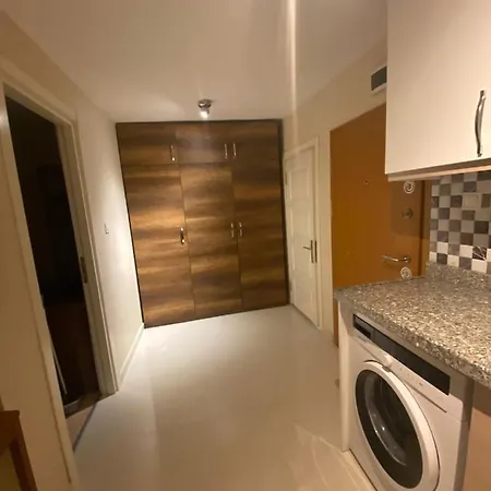 Kadikoey'de Esyali Apartment Istanbul